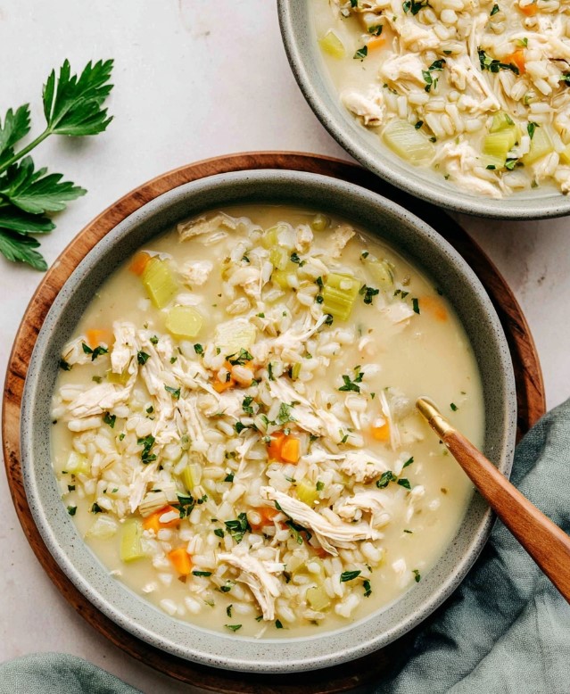Lemon Chicken Farro Soup